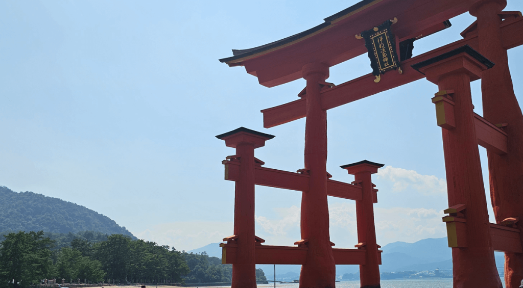 El Torii del santuario de Itshukushima