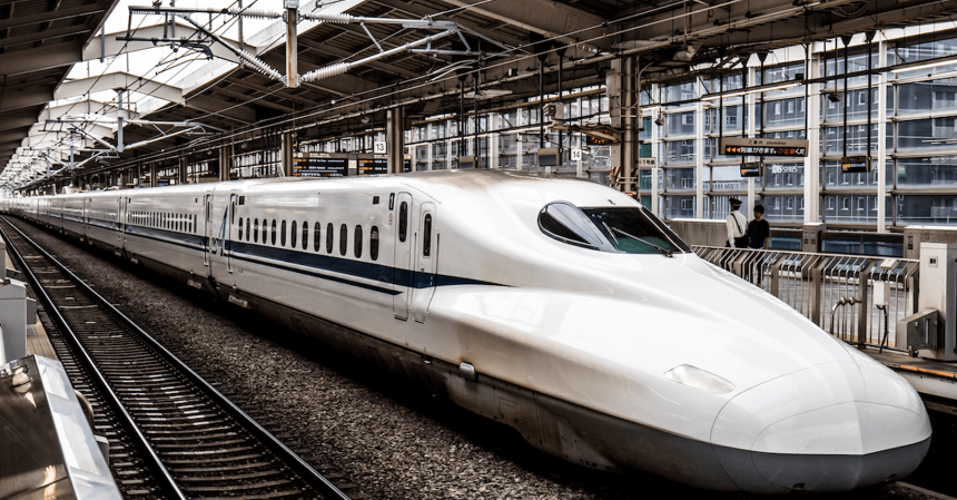 tren-bala ¿Cómo ir de Osaka a Kioto en tren?